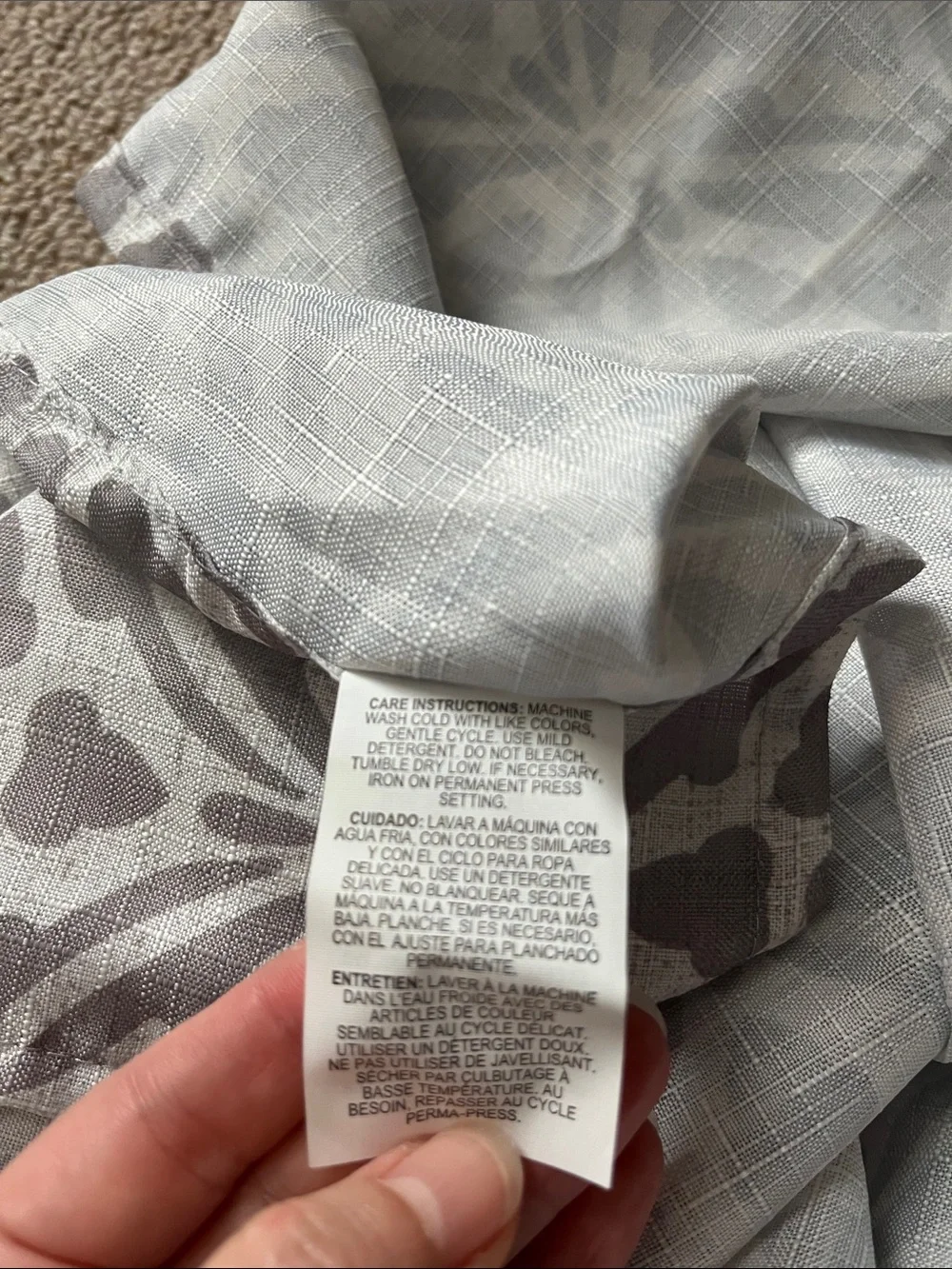 Gray and White Geometric Fabric Shower Curtain